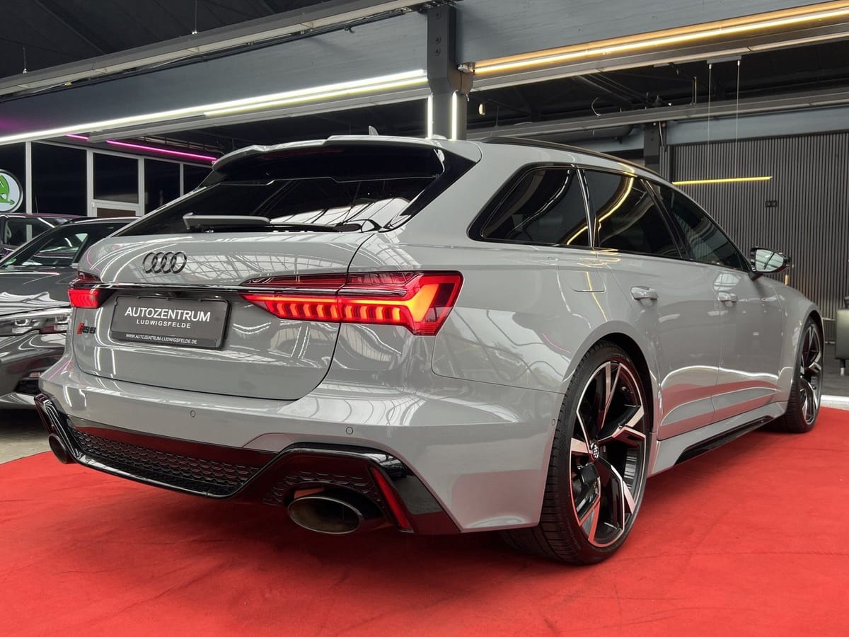 Audi RS 6 Avant 4.0 TFSI quattro PANO / B&O / 360° CA foto 6