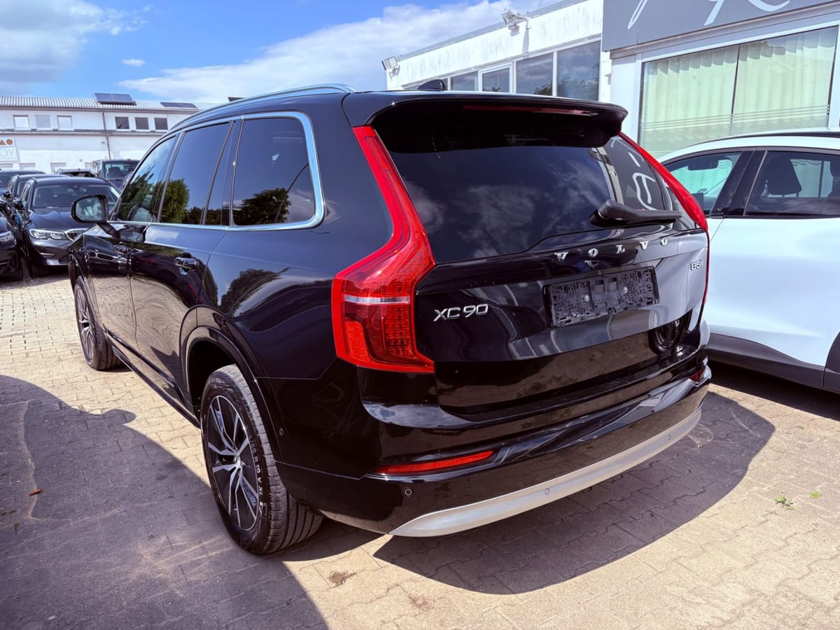 Volvo XC90 Momentum Pro AWD 1.Hand 7-Sitze Leder 360°C foto 2