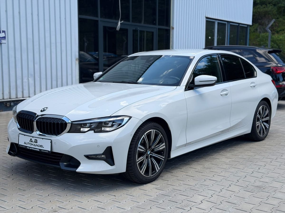 BMW 3 Limousine 320 d xDrive Sport Line HUP RCAM LED foto 4