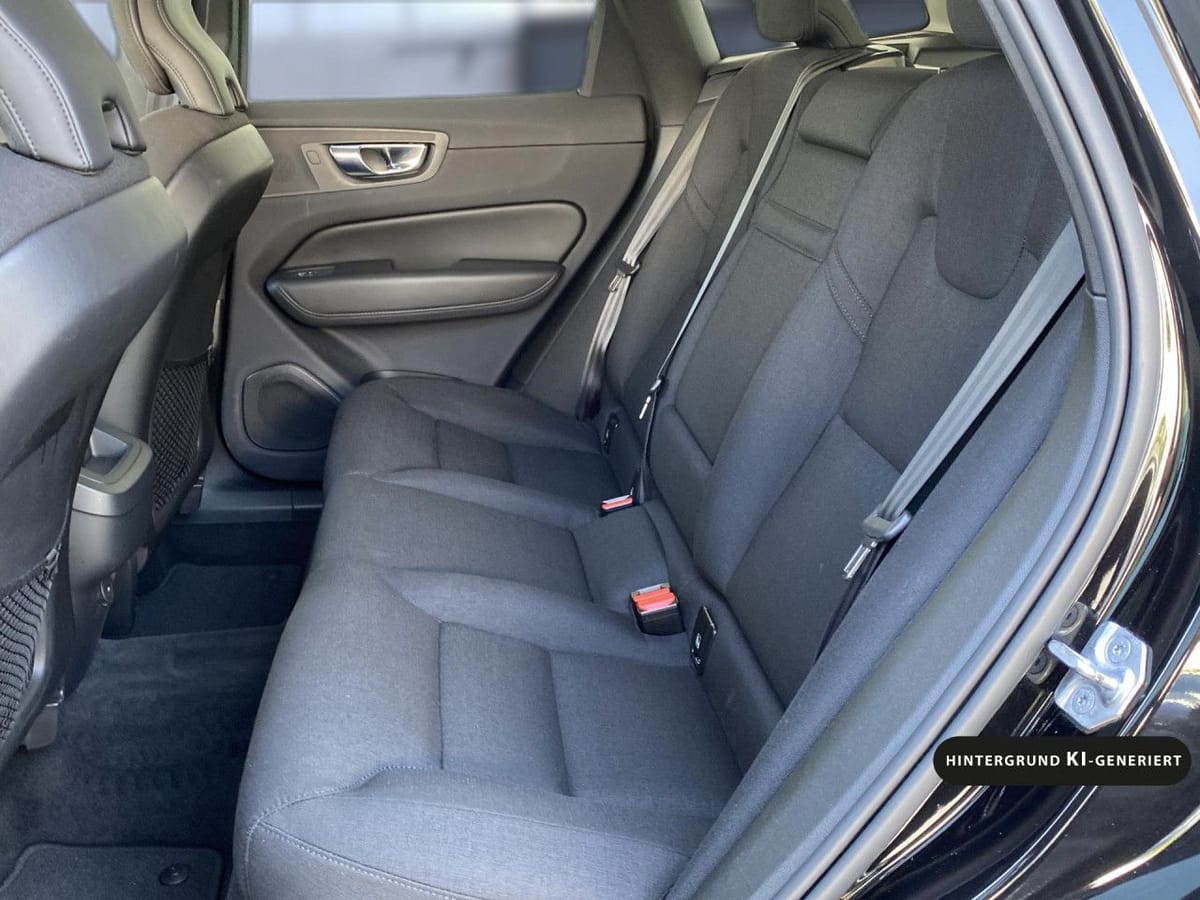 Volvo XC 60 Momentum Pro 2WD Bluetooth Navi LED Klima foto 18