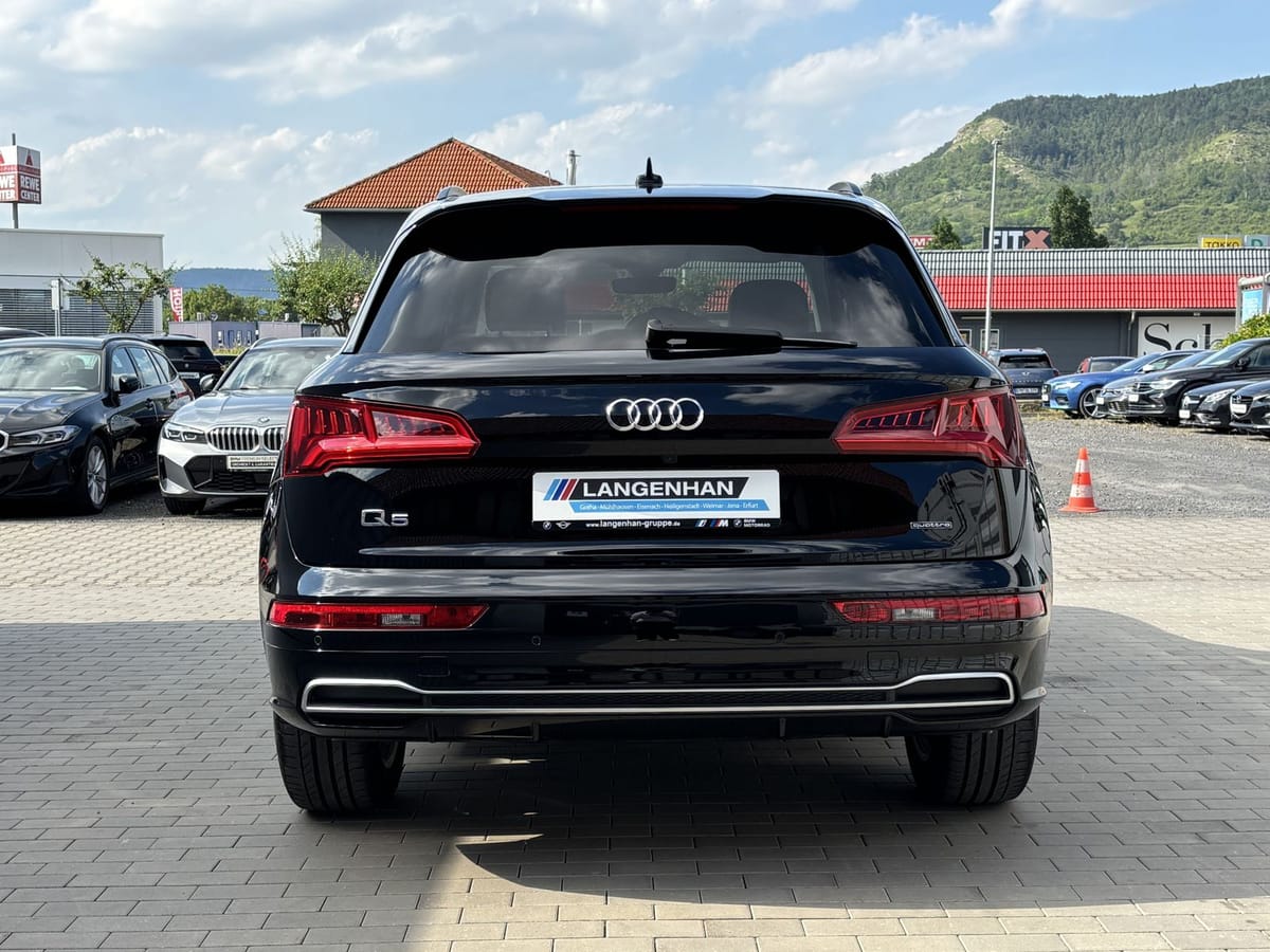 Audi Q5 quattro sport S Line Selection Matrix Kamera foto 5