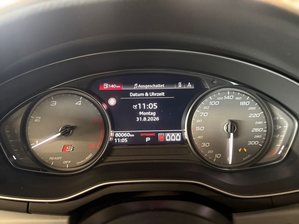Audi S4 Avant quattro tiptronic Matrix-LED Navi DAB T foto 8