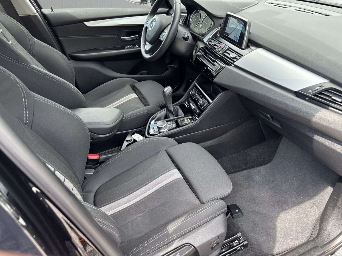 BMW 218 Active Tourer Advantage NAV LED SHZ PPS foto 18