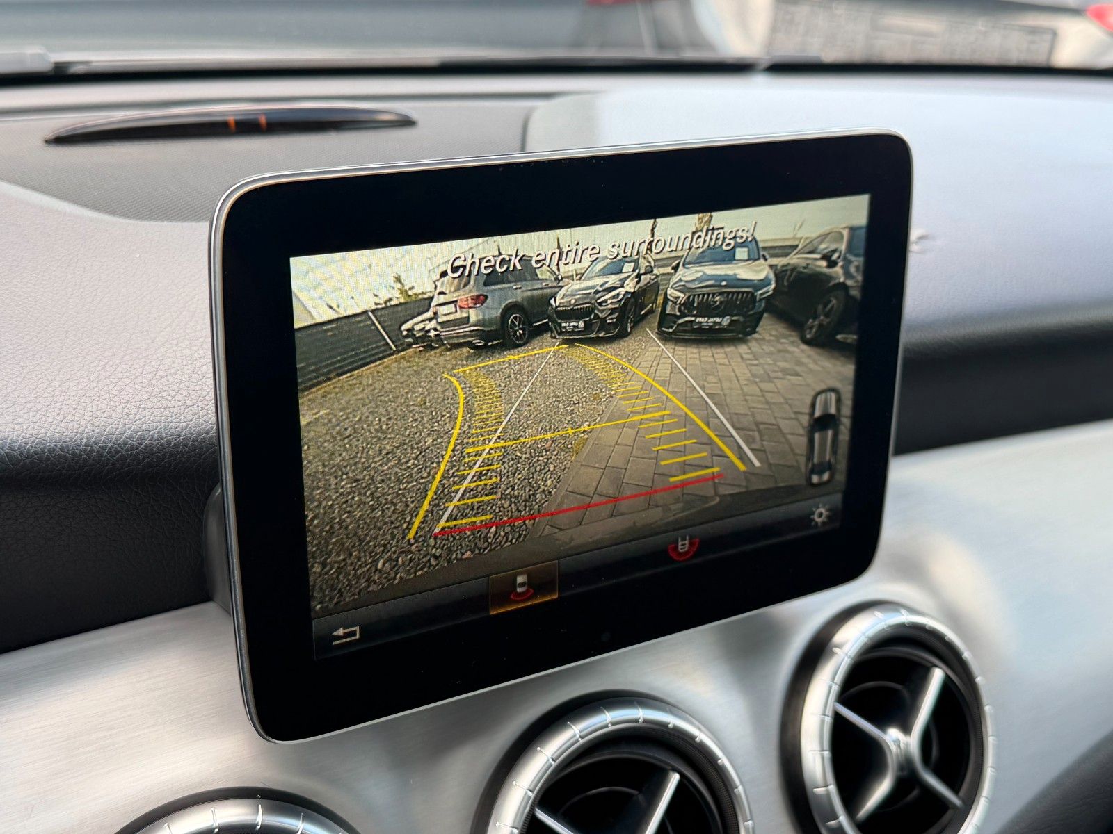 Mercedes-Benz CLA 220 CDI / d*AMG*PANO*Carplay*LED*KAMERA*Dist foto 13