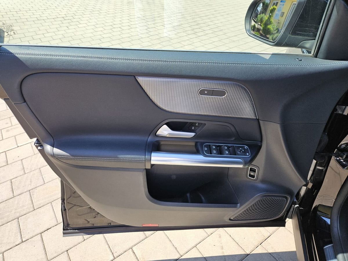 Mercedes-Benz EQA EQA 250 Progressive*Panoramadach*AHK*1Hand foto 18
