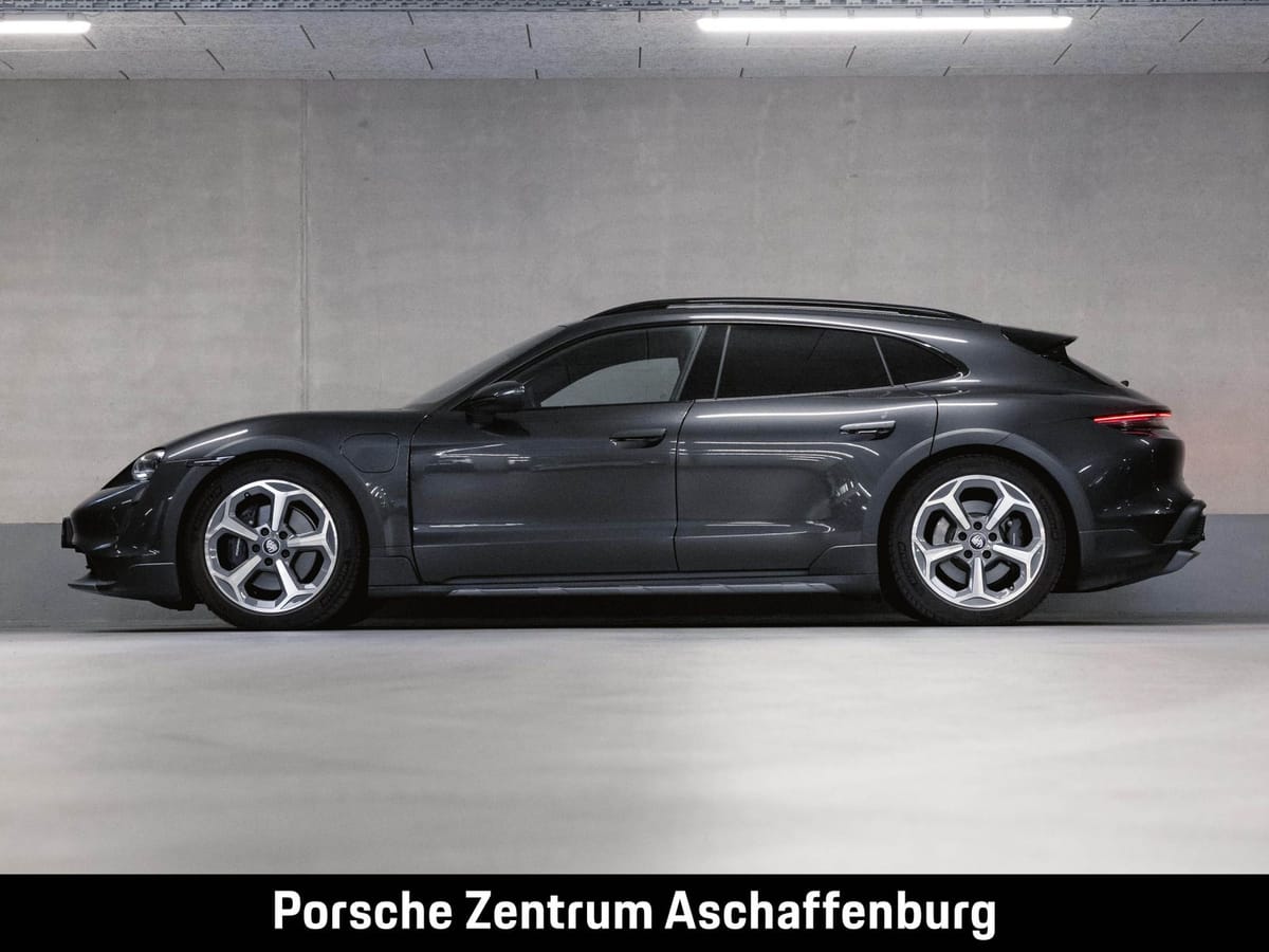 Porsche Taycan 4 Cross Turismo Offroad Design Paket foto 2
