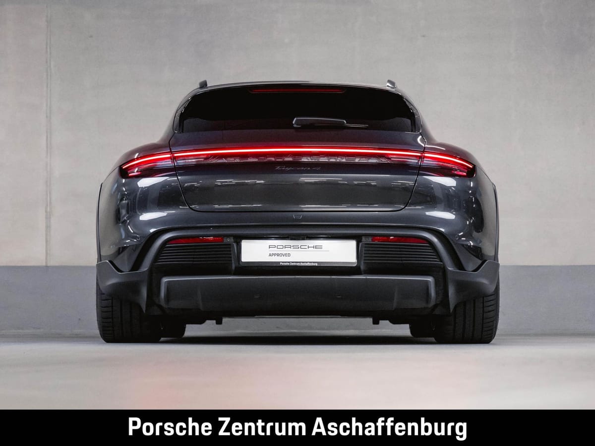 Porsche Taycan 4 Cross Turismo Offroad Design Paket foto 5