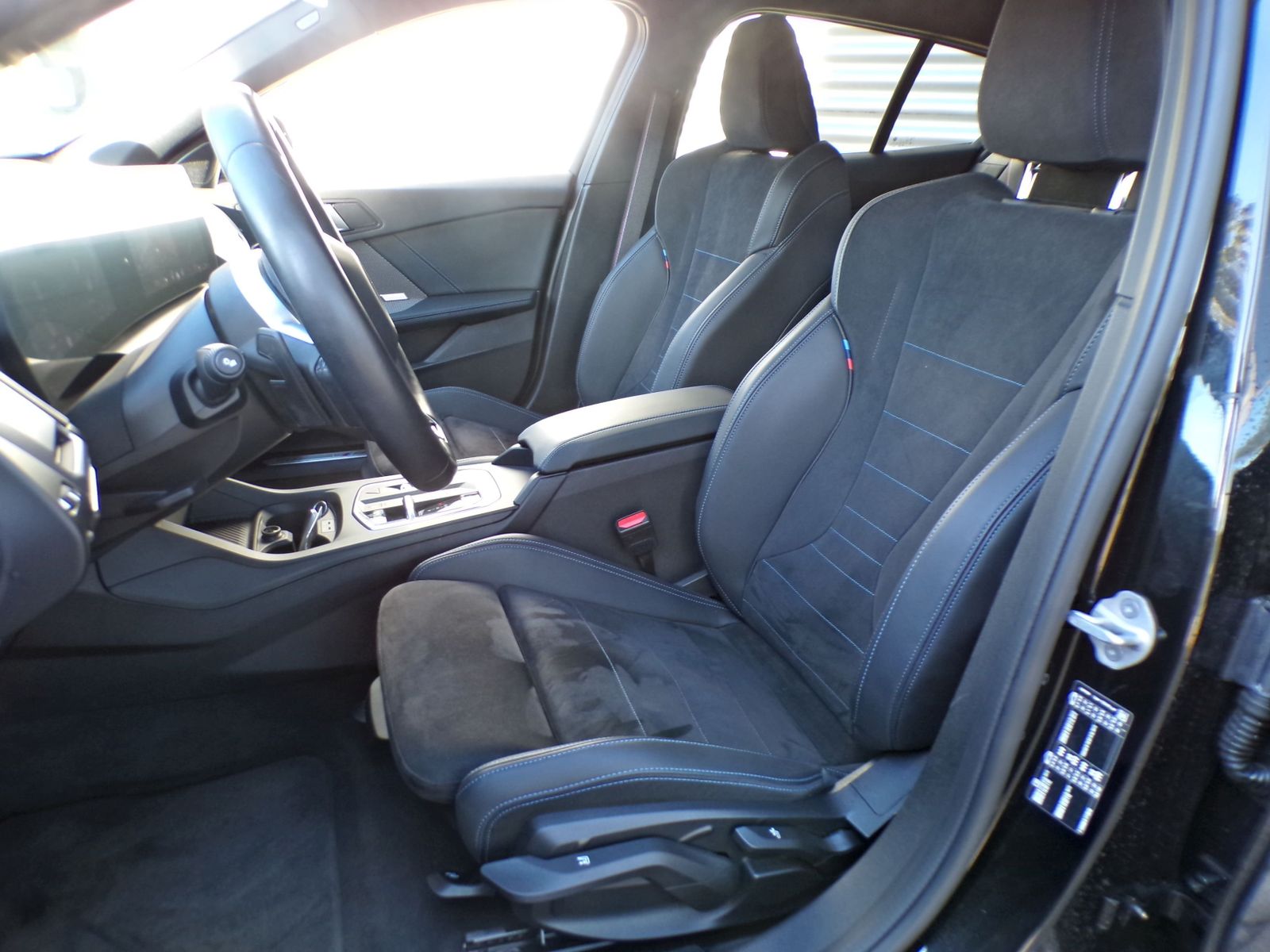 BMW 118d Lim M Sport Pro Premium-Paket HiFi-h k ACC foto 5