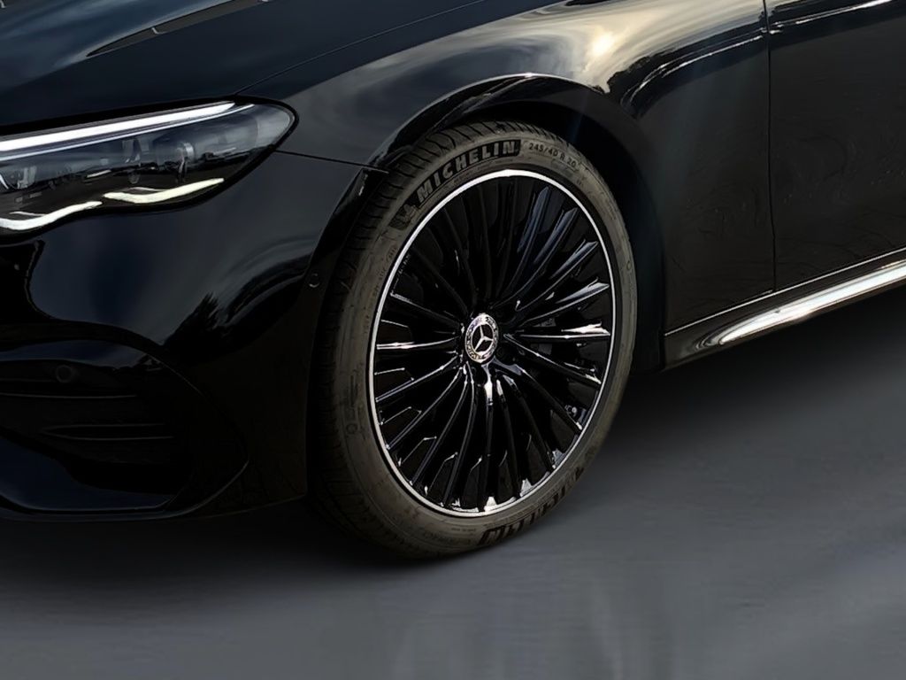 Mercedes-Benz E 300 de 4M T AMG PremPlus AHK Sitzklima 20'' 3D foto 3