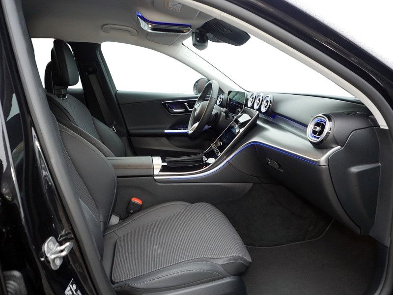 Mercedes-Benz C 220 d AVANTGARDE PREMIUM MEMO 360 DISTR SPUR foto 4