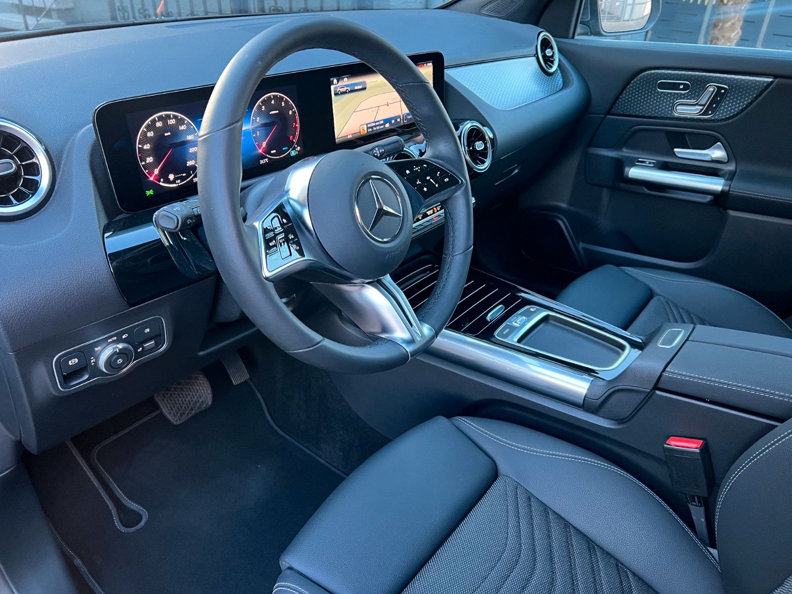 Mercedes-Benz GLA 200 PROGRESSIVE! AHK! 360°! MEMORY! TOTWINK foto 10