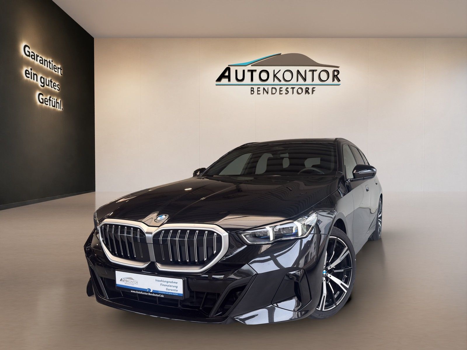 BMW 520 i M Sport Autom. LED Iconic Navi AHK foto 1