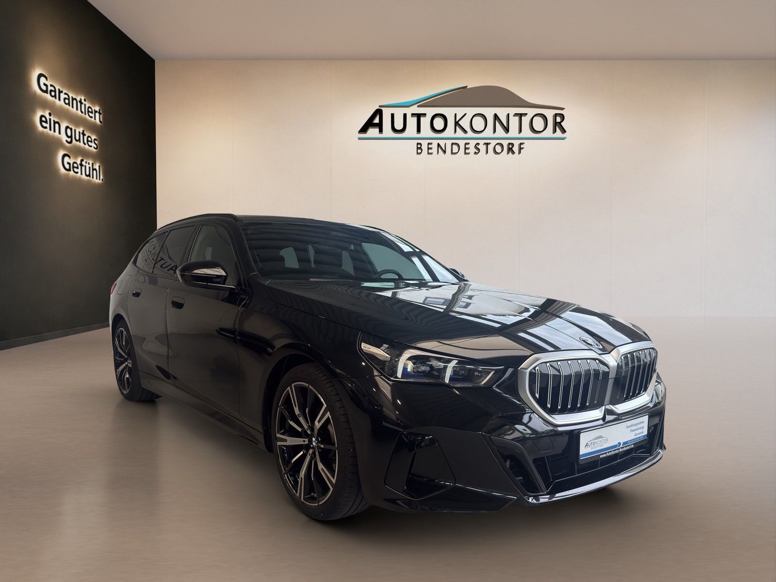 BMW 520 i M Sport Autom. LED Iconic Navi AHK foto 2