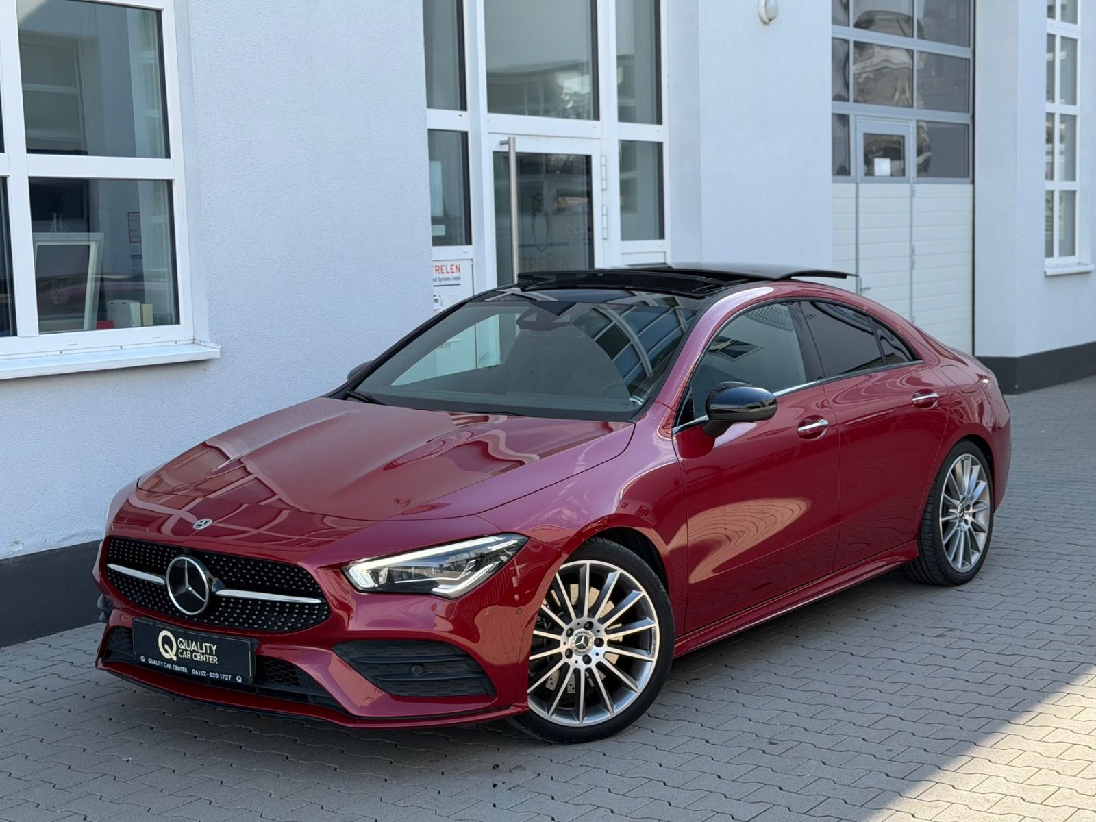 Mercedes-Benz CLA 250 4Matic AMG NIGHT PANO 360° AHK DIST foto 2