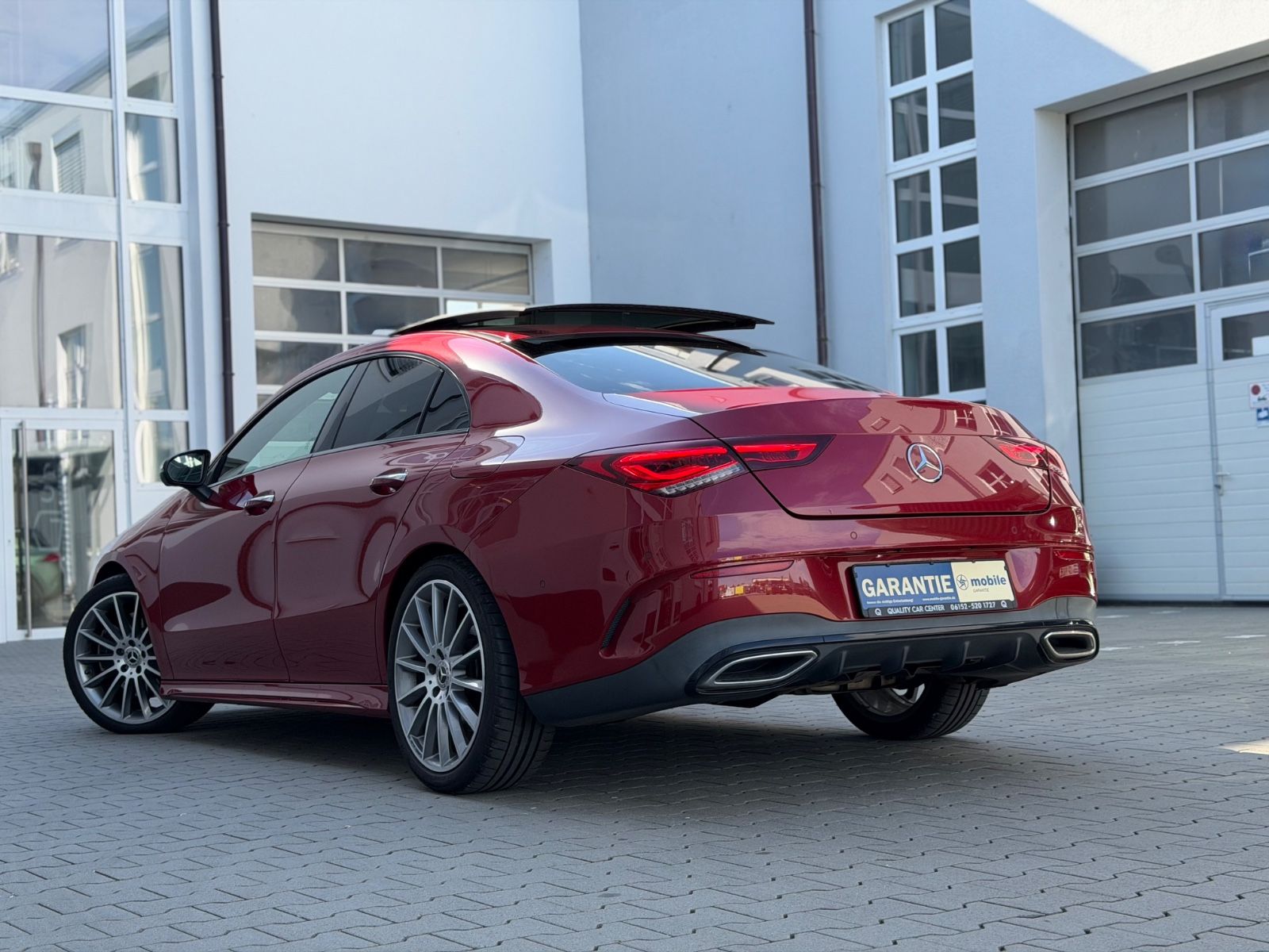 Mercedes-Benz CLA 250 4Matic AMG NIGHT PANO 360° AHK DIST foto 4