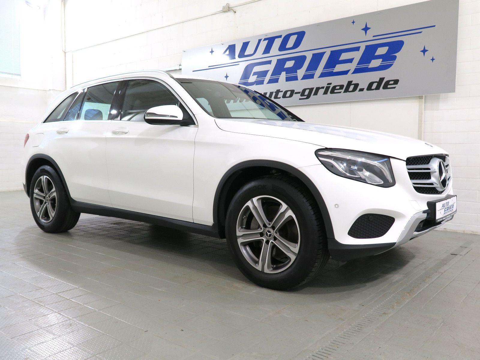 Mercedes-Benz GLC 250 d 4Matic Luftf AHK LED Leder Navi foto 1