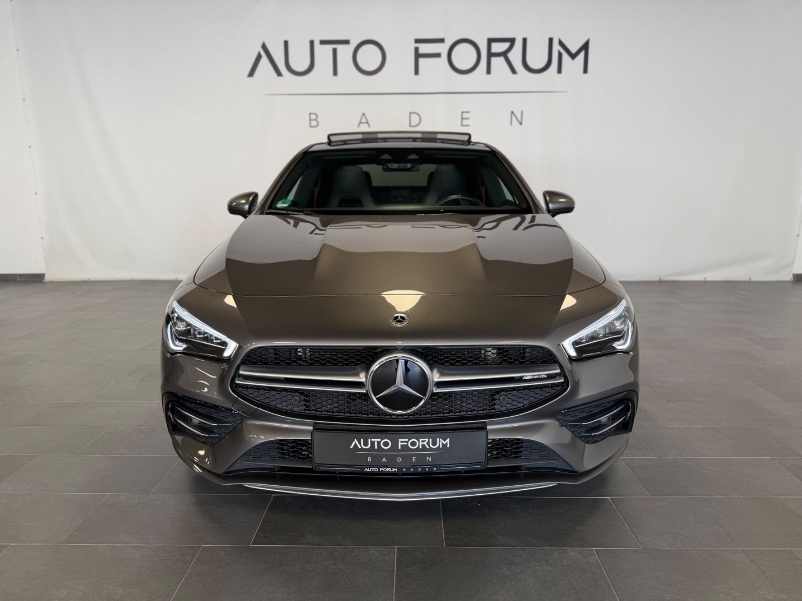 Mercedes-Benz CLA 35AMG 4Matic Pano Burmester AssistPaket RFK foto 2
