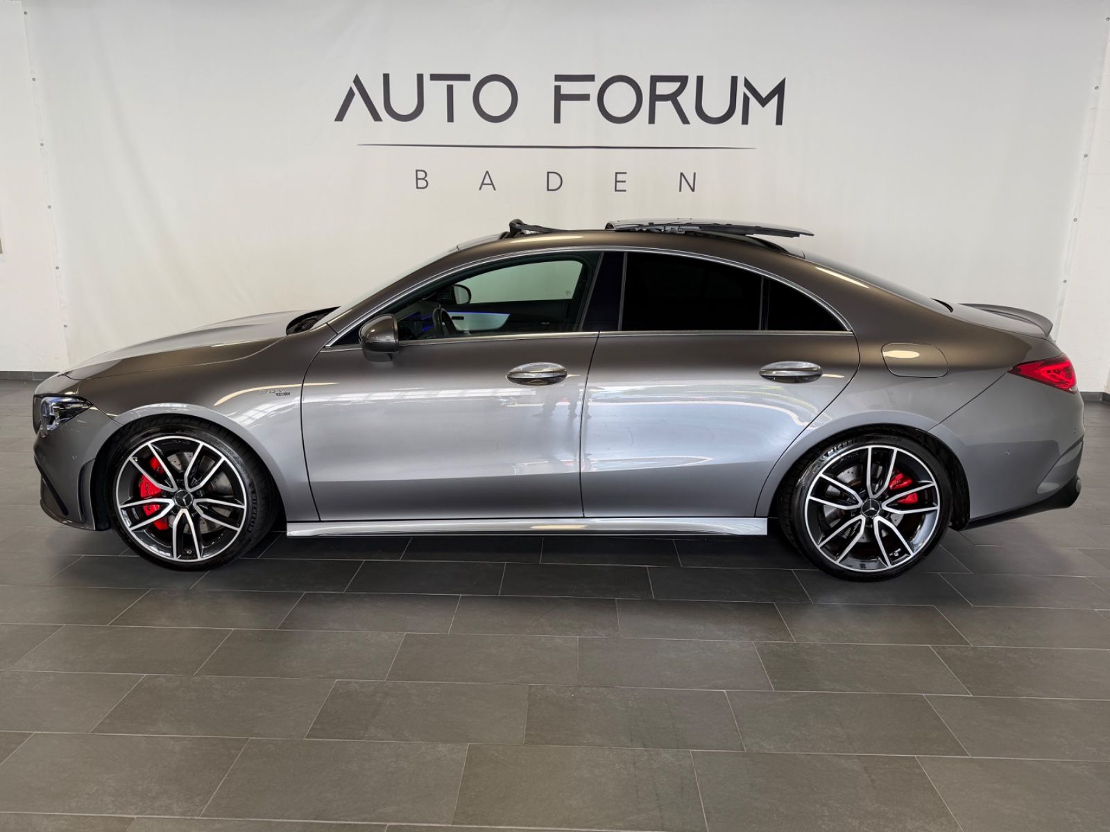Mercedes-Benz CLA 35AMG 4Matic Pano Burmester AssistPaket RFK foto 4