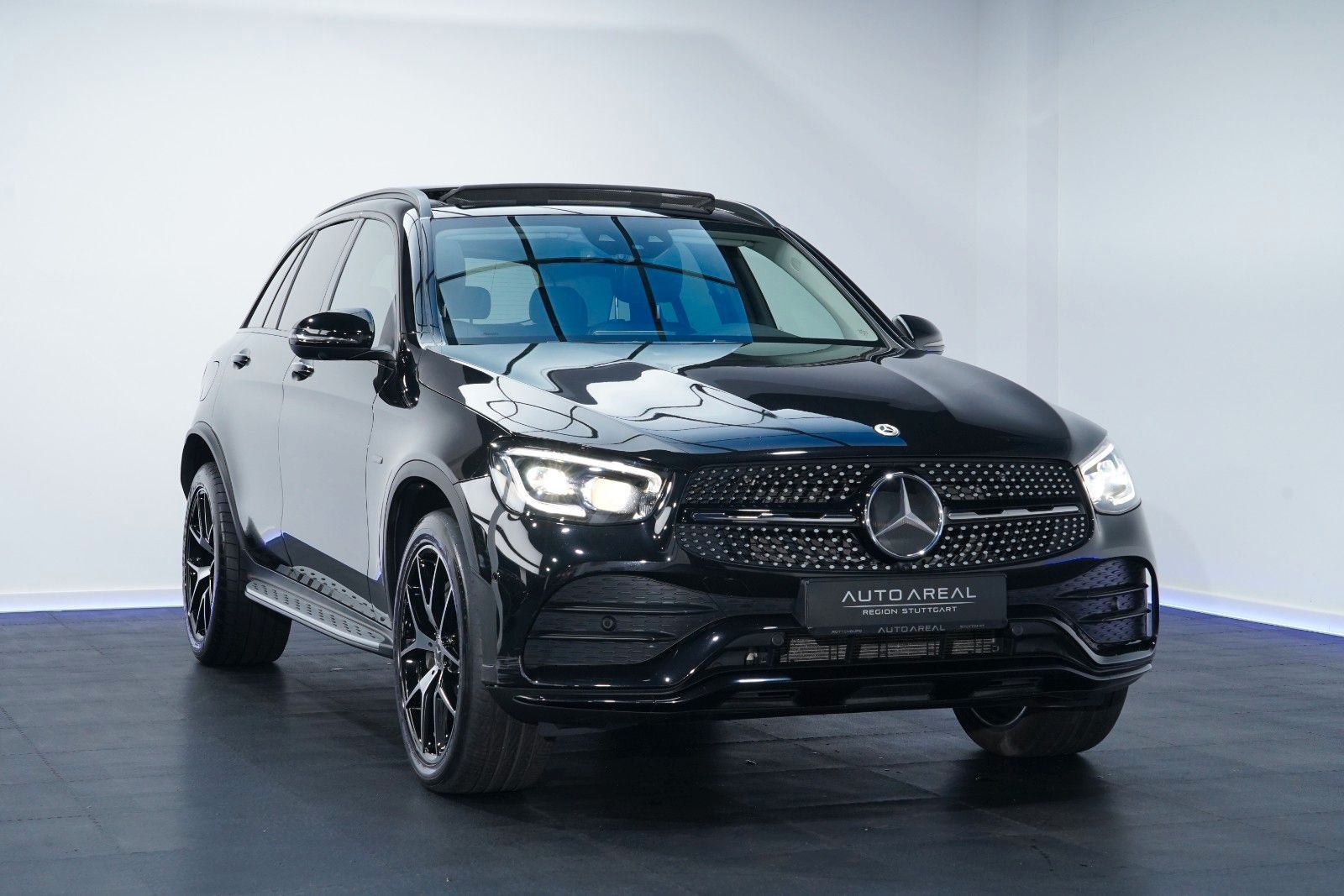 Mercedes-Benz GLC 300 de 4M AMG Line HUD DISTR PANO 360° AHK foto 2