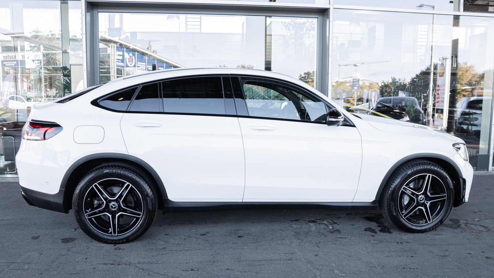 Mercedes-Benz GLC 220 d 4 MATIC AMG ACC 360° HUD SCHIEBEDACH foto 2