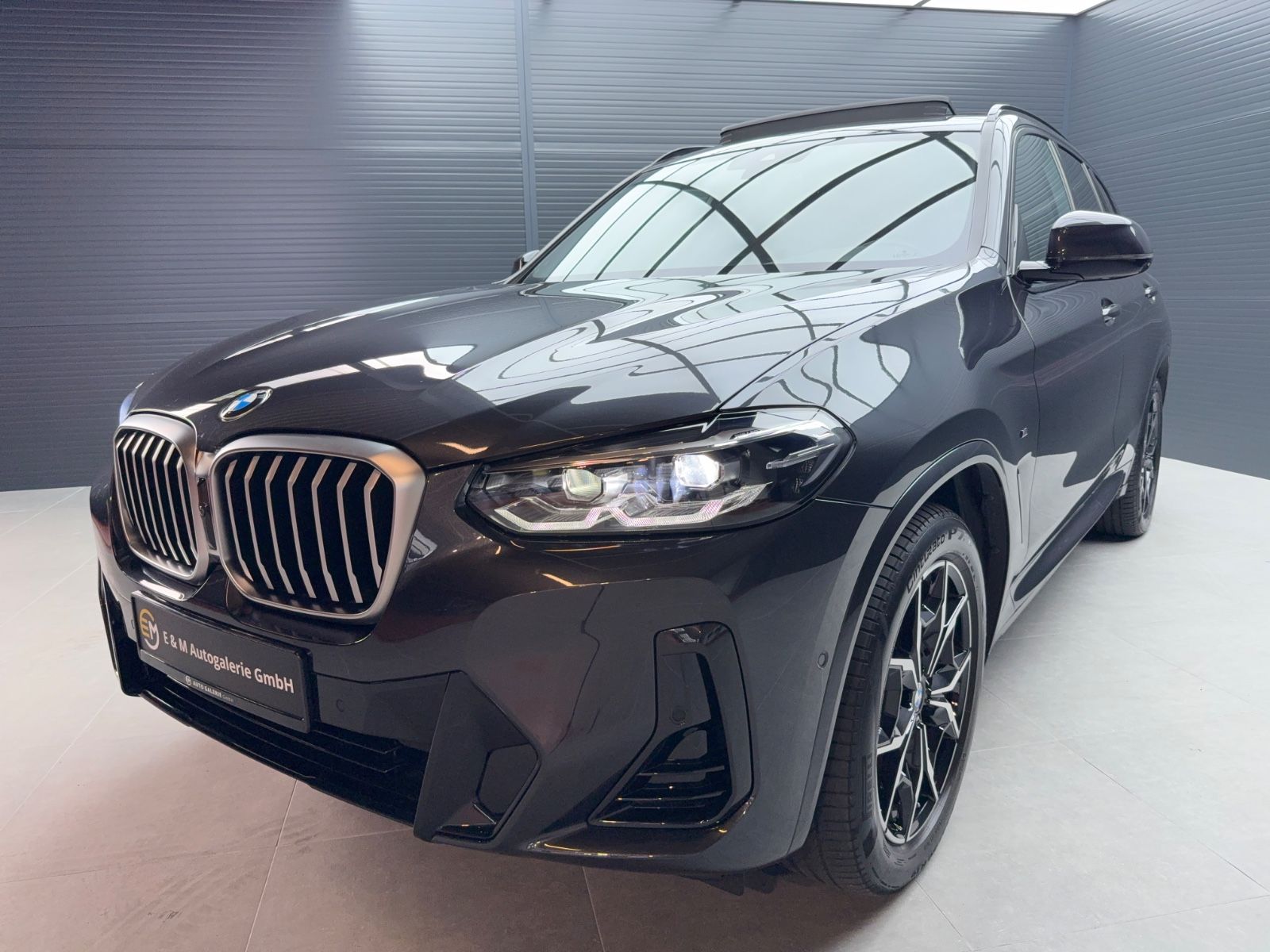 BMW X3 xDrive 20 i M Sport Pano 360 AHK Memory Leder foto 1