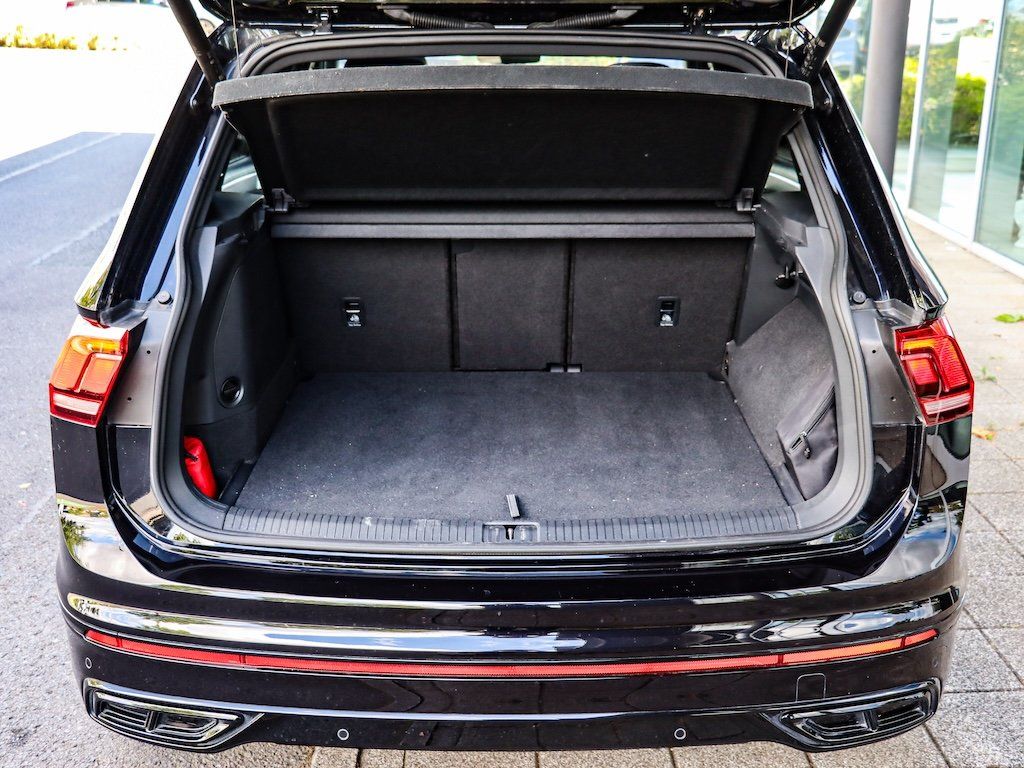 Volkswagen Tiguan 1.4 TSI eHybrid R-Line AHK MatrixLED Pano foto 5