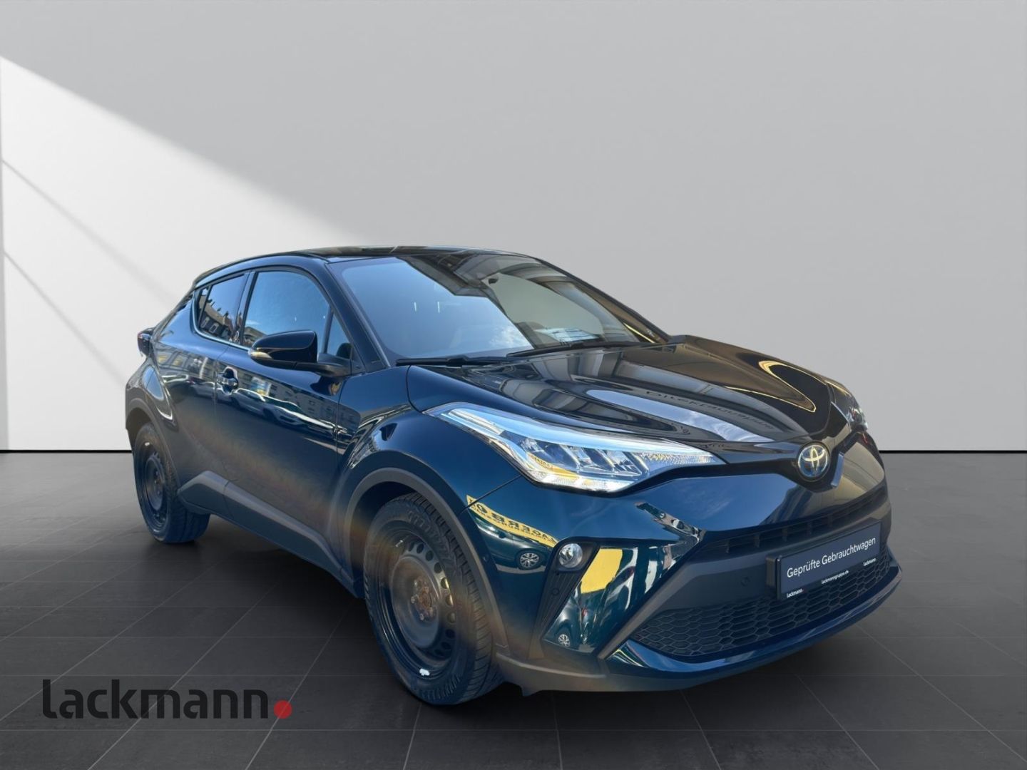 Toyota C-HR 1.8 Hybrid Team D Navi LED CarPlay DAB foto 4