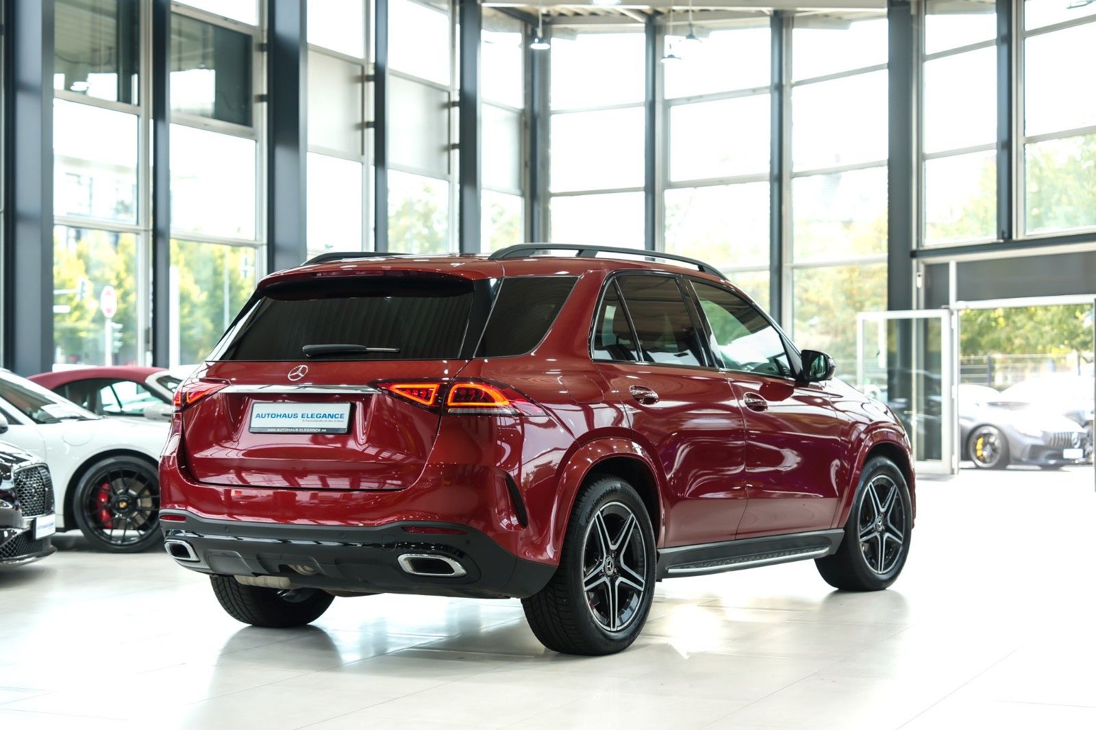 Mercedes-Benz GLE 400d 4M AMG-LINE NIGHT PANO MULTIBEAM 7-SITZ foto 2