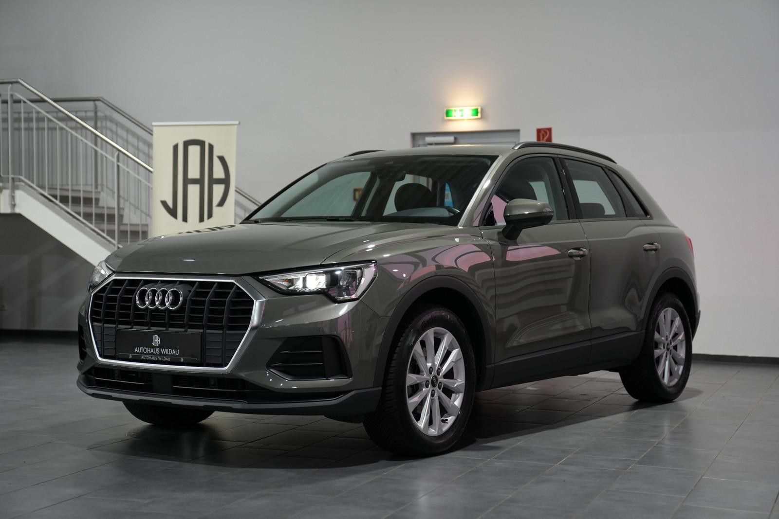 Audi Q3 35 TFSI basis foto 3