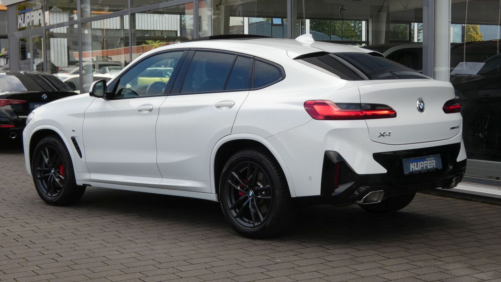 BMW X4 xDrive20i M Sportpak. Laser°Parkass°Temp.M19Z foto 3
