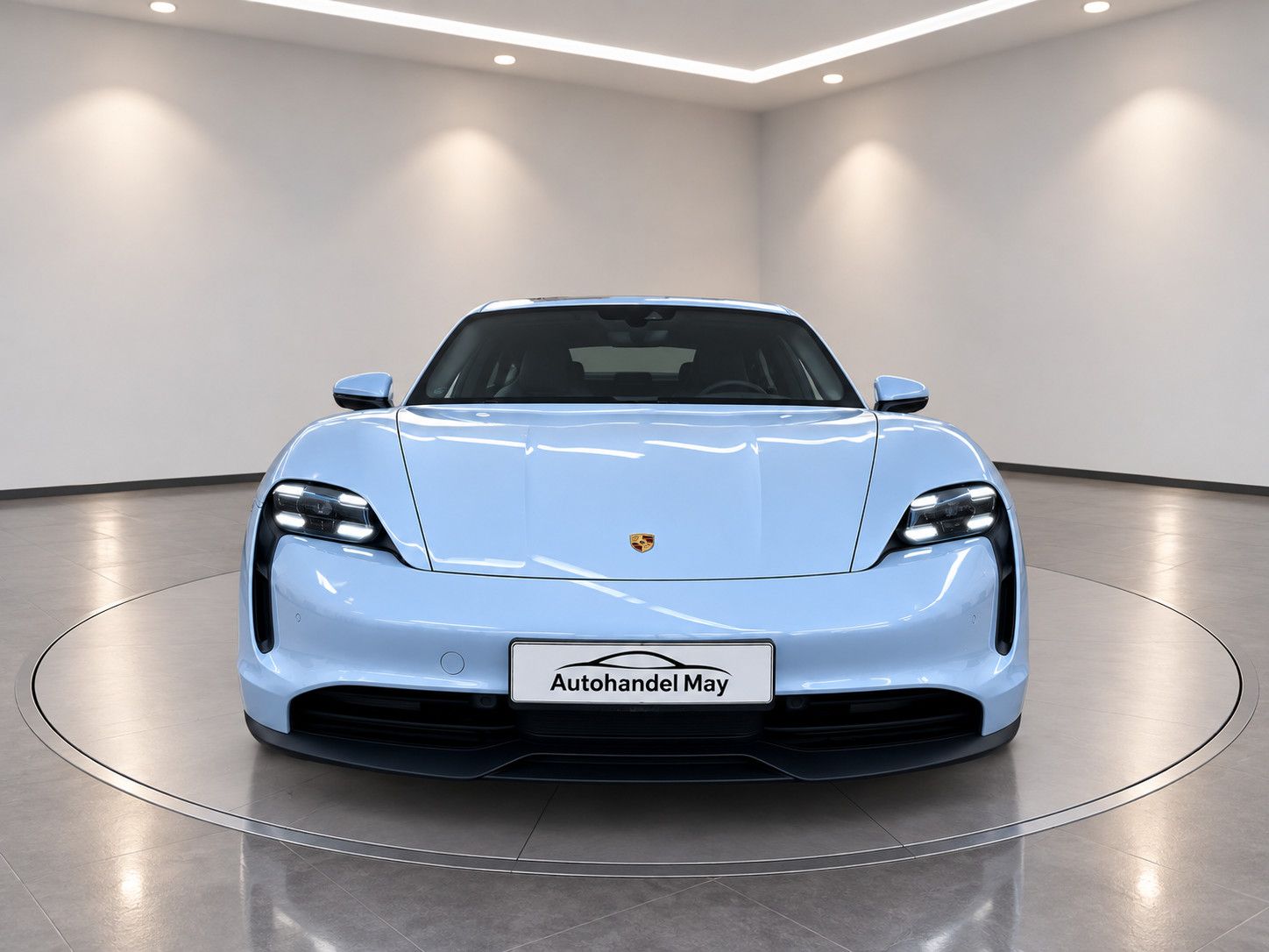 Porsche Taycan foto 2