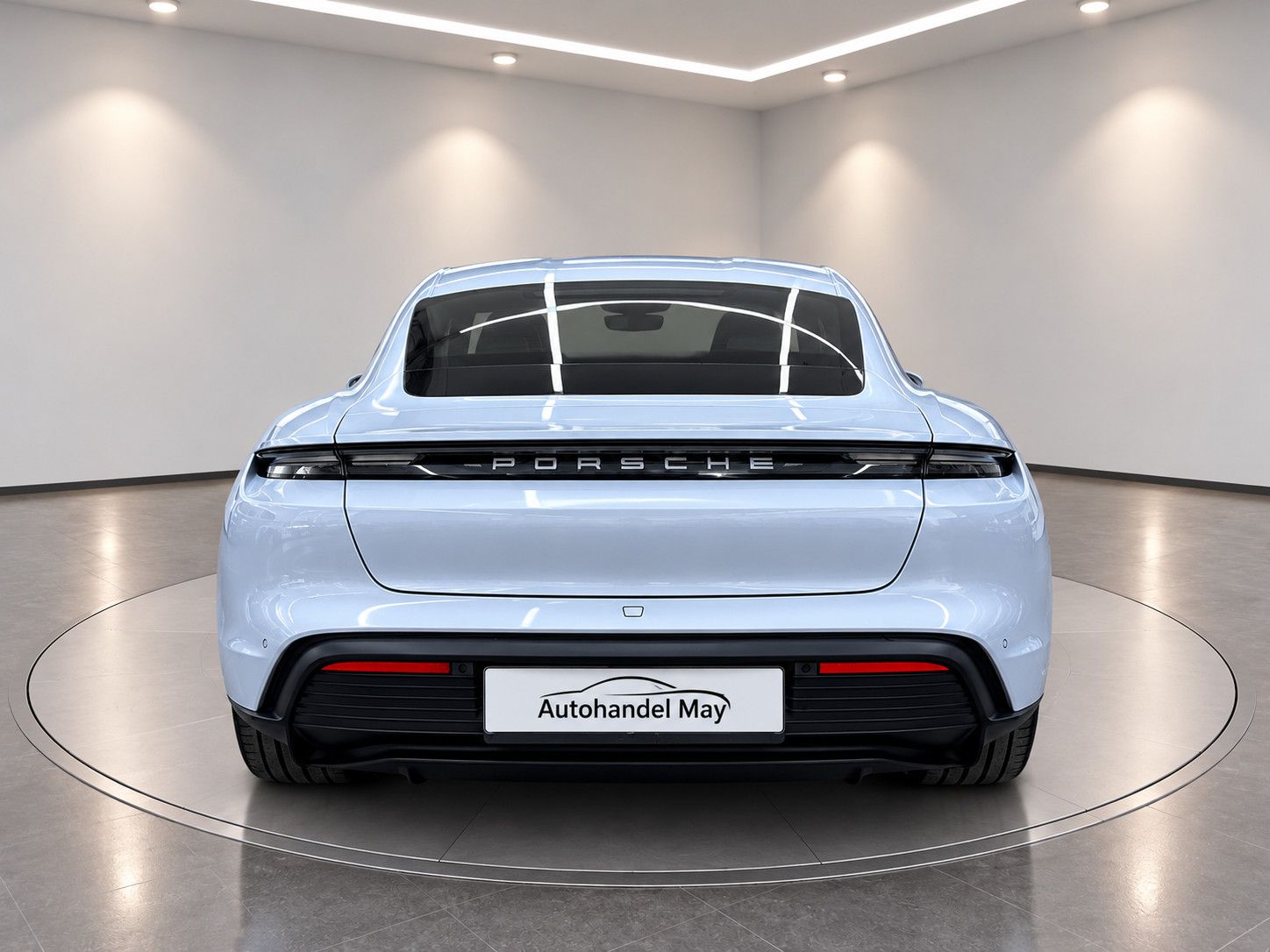 Porsche Taycan foto 5