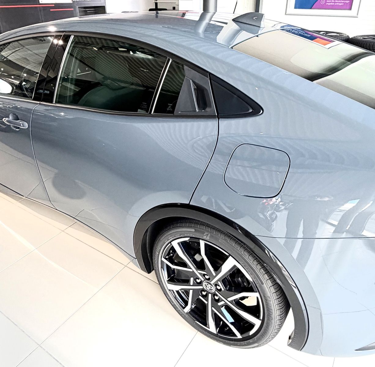 Toyota Prius Plug-in Hybrid Executive foto 5