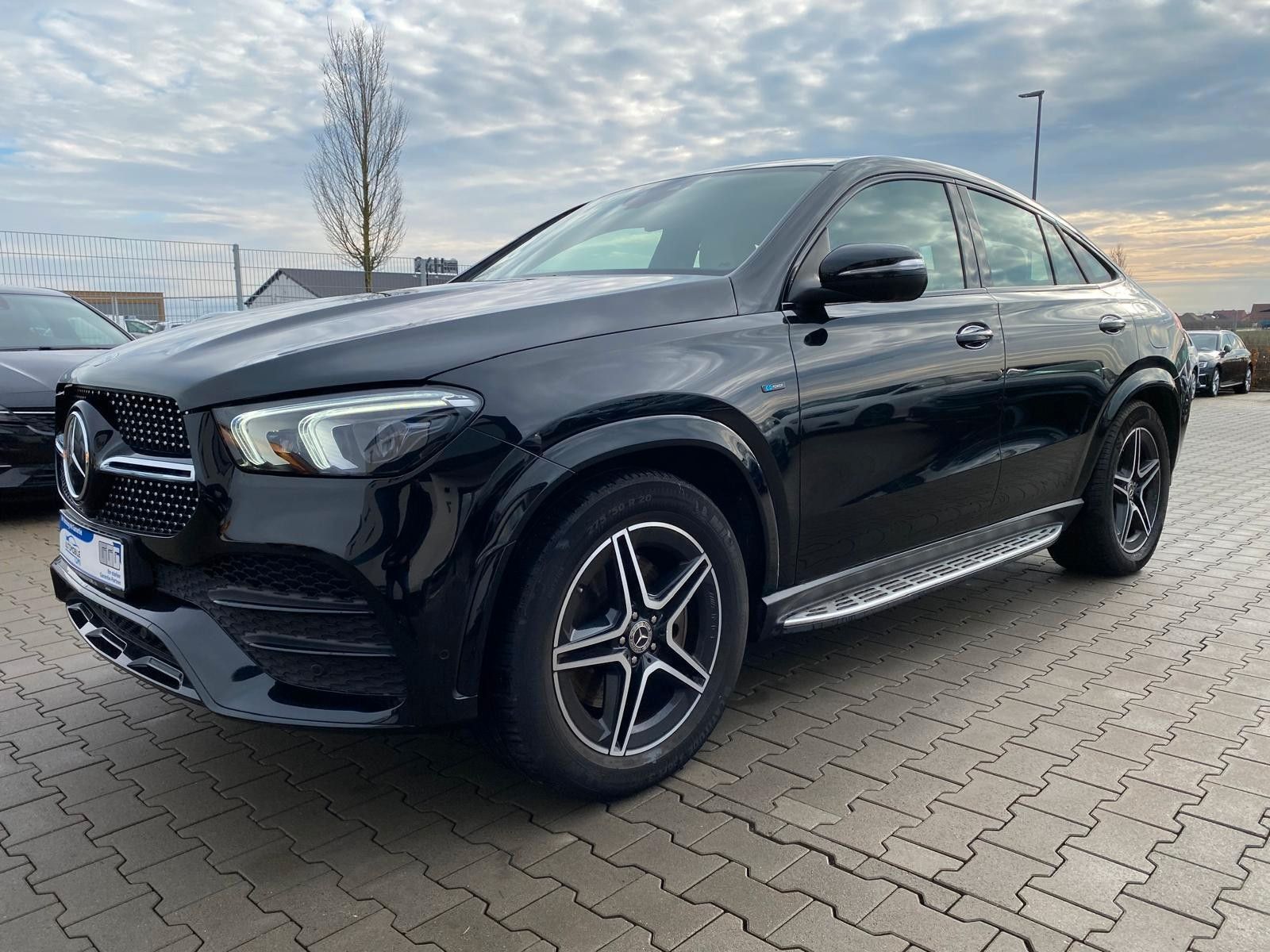 Mercedes-Benz GLE 350 GLE 350e AMG 4Matic Coupe PANO BURM. VO foto 3