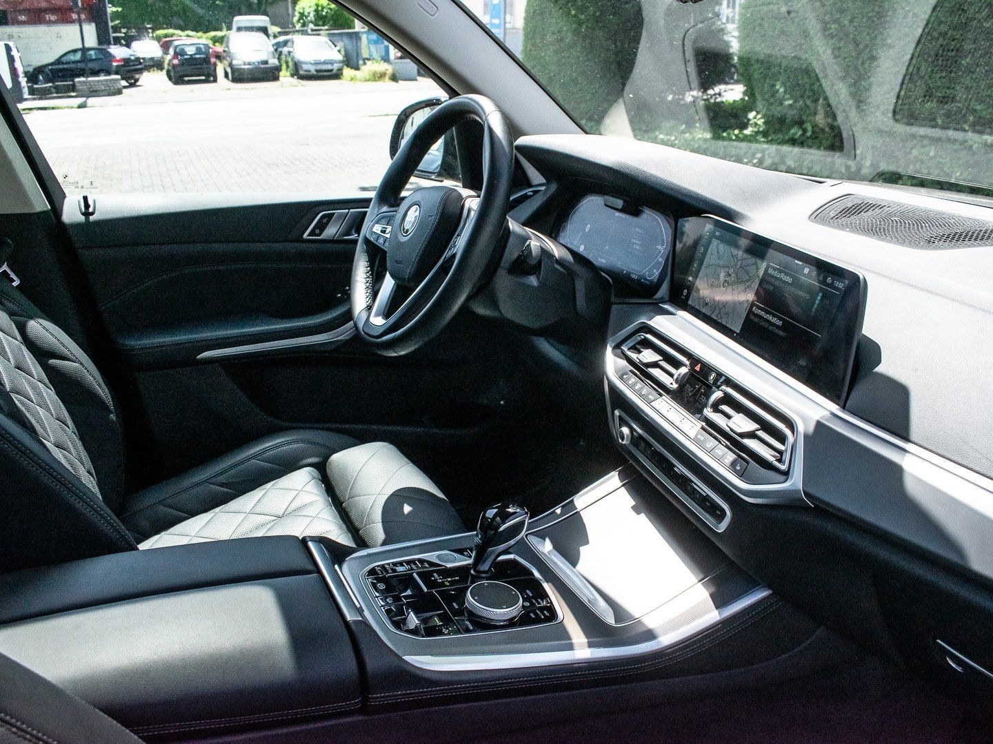BMW X5 xDrive45e HUD PANO ACC AHK NAVI LED PDC V H foto 4