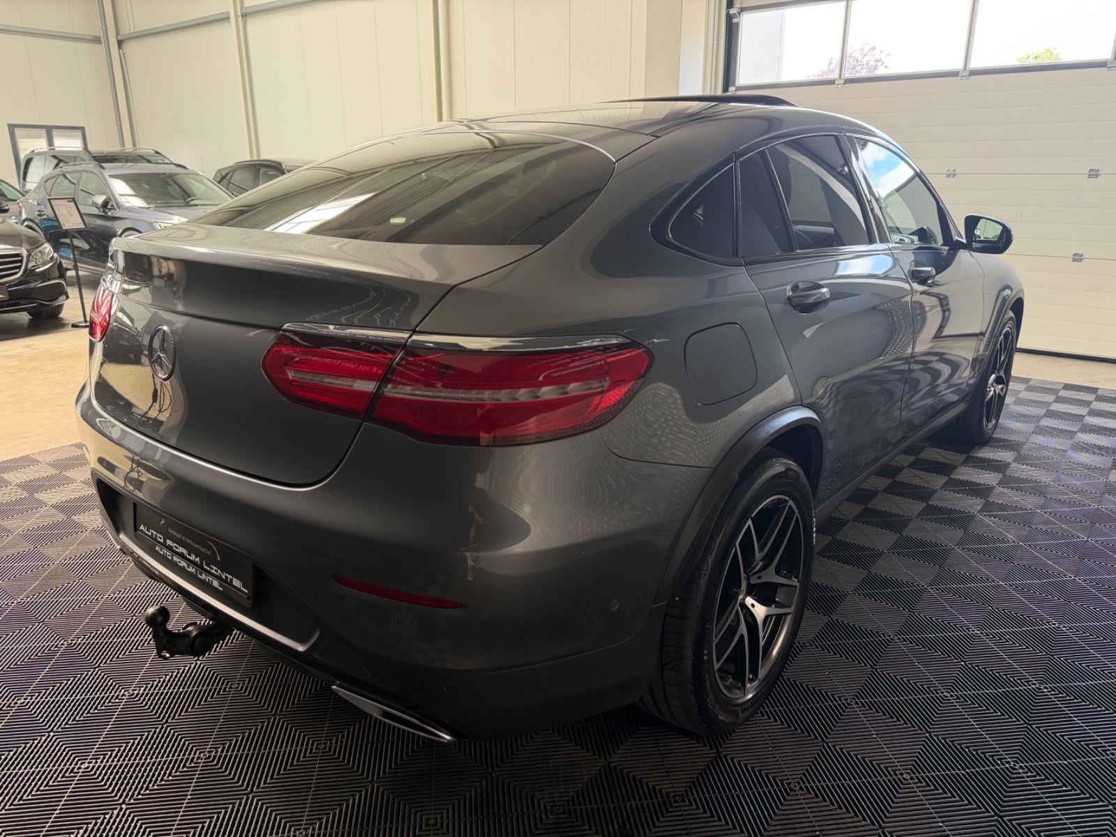 Mercedes-Benz GLC 220 d 4Matic Coupe AMG LINE-AHK-LED foto 5
