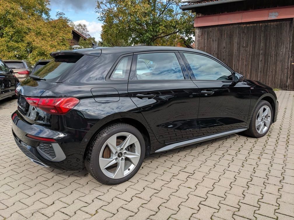 Audi A3 Sportback 40 TDI quattro S line Virtual ACC foto 3