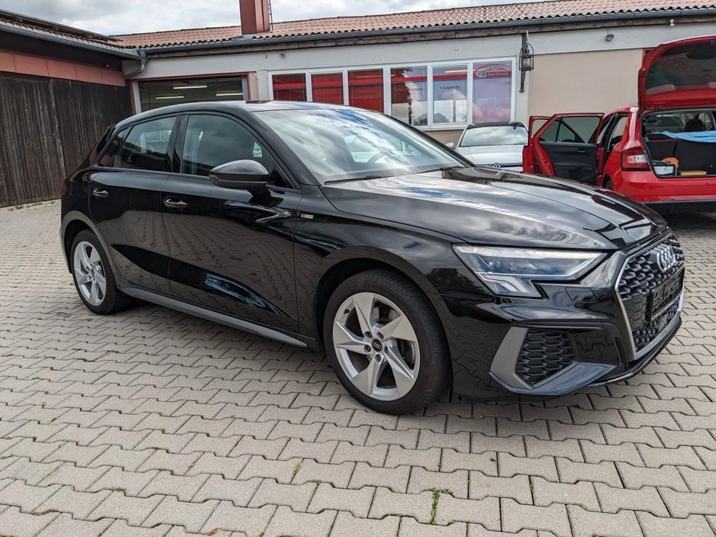 Audi A3 Sportback 40 TDI quattro S line Virtual ACC foto 4