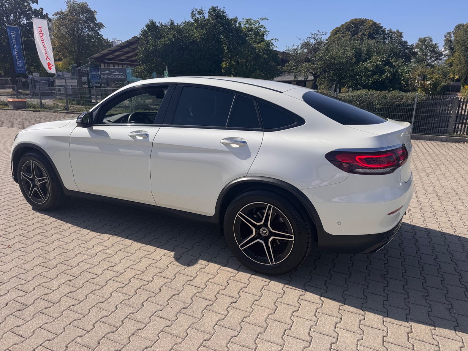 Mercedes-Benz GLC 200 AMG LINE Coupe 4Matic Standheizung AHK foto 3