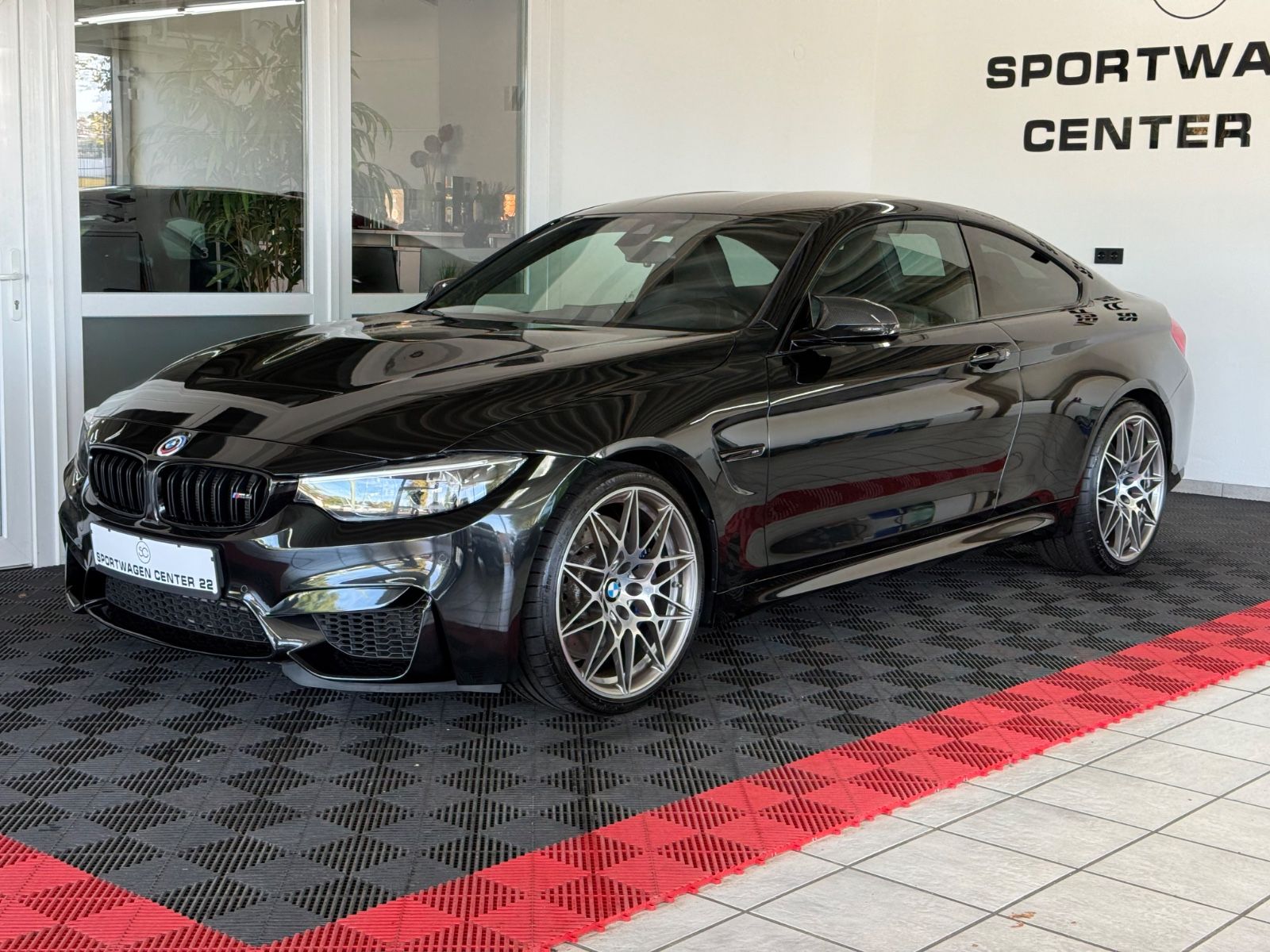 BMW M4 Coupe Competition Deutsch Head Up foto 1
