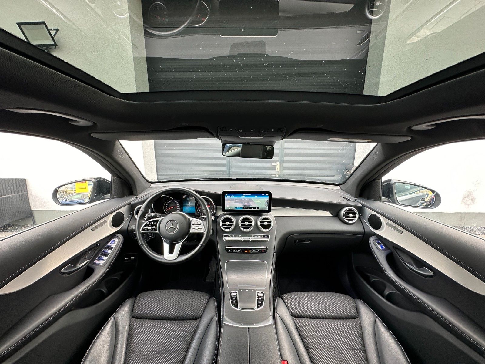 Mercedes-Benz GLC 200 d 4M EXCLUSIVE PANO ACC AHK MBUX KAMERA foto 3