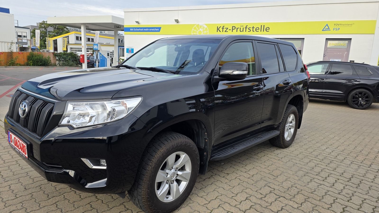 Toyota Land Cruiser 150 Comfort Aut. Navi KeylessGo foto 1