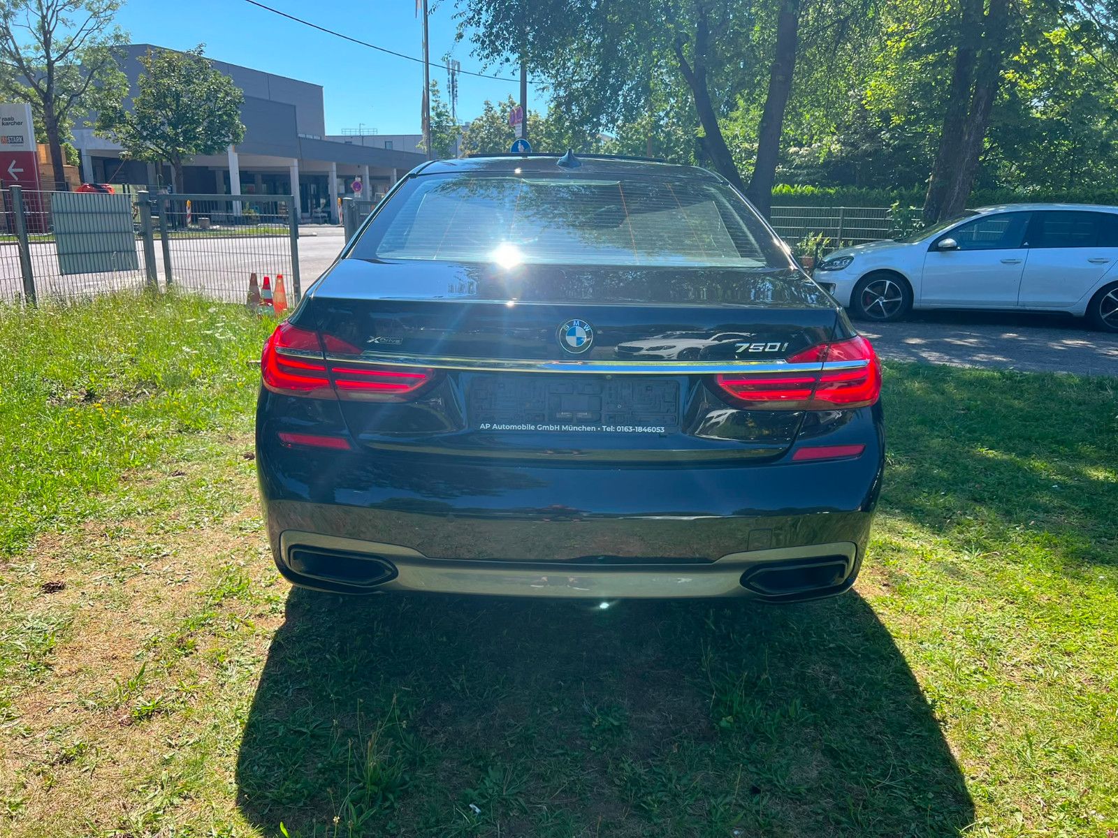 BMW 750i xDrive foto 5