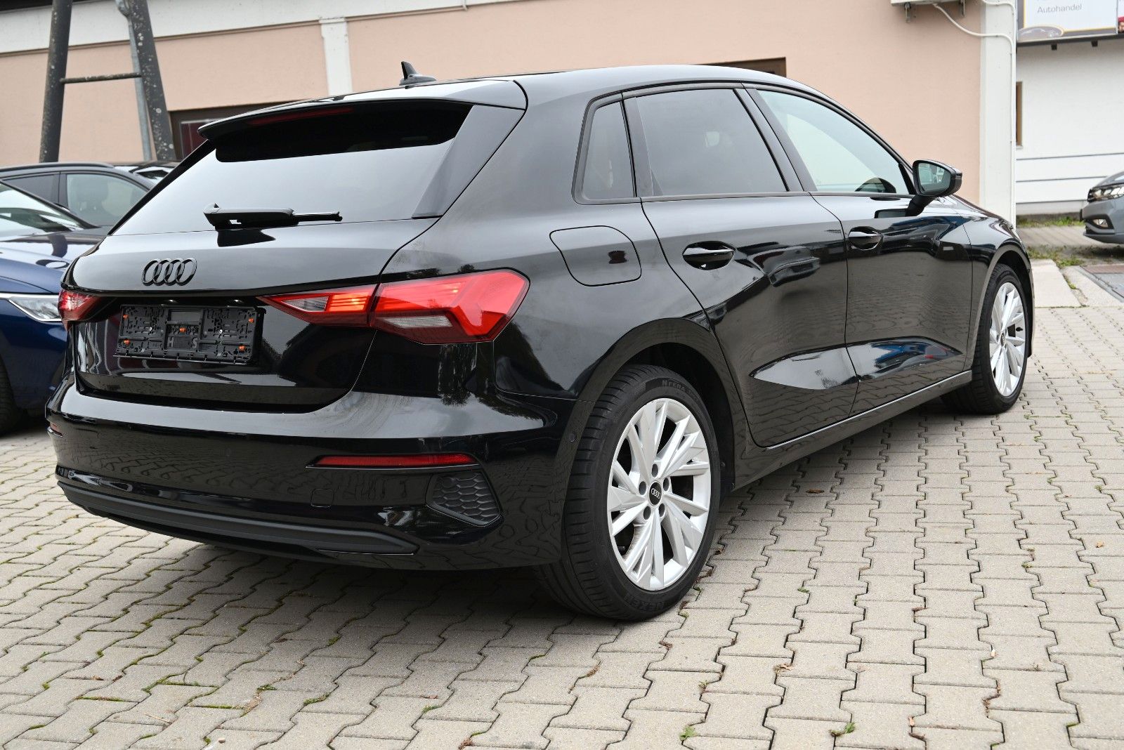 Audi A3 Sportback 30 TFSI S-Line Neuer Motor! Leder foto 4