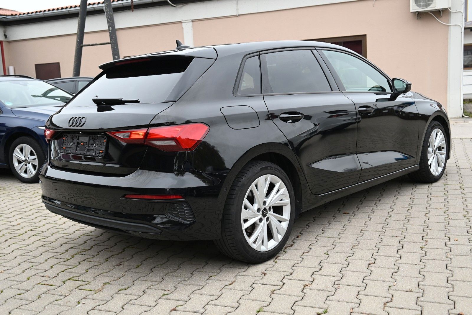 Audi A3 Sportback 30 TFSI S-Line Neuer Motor! Leder foto 5