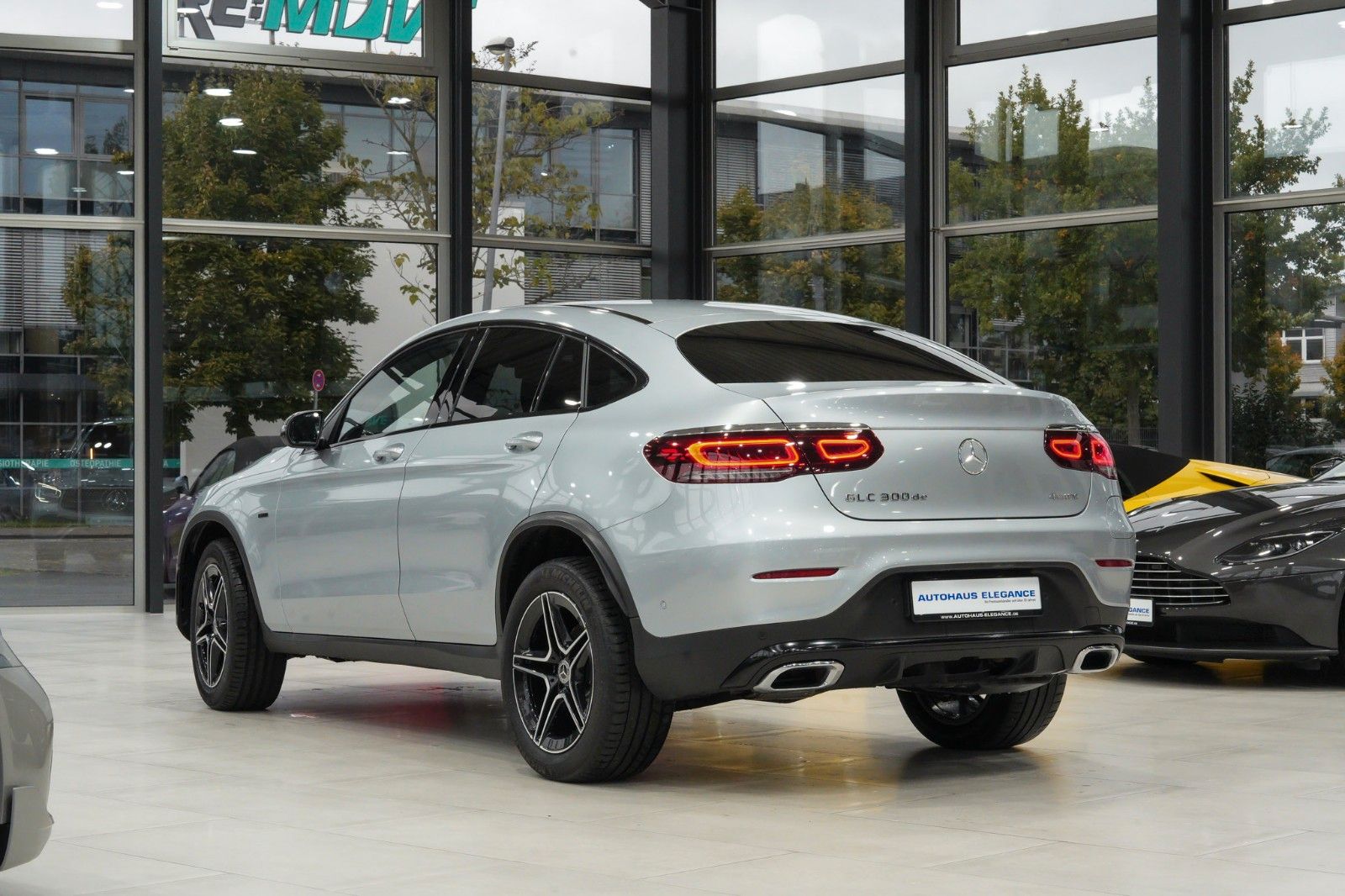 Mercedes-Benz GLC 300 de Coupe 4M AMG-LINE NIGHT SCHIEBEDACH foto 3