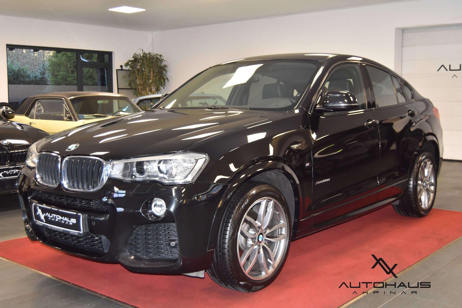 BMW X4 xDrive 20 d. M-PAKET. WENIG KM. KAMERA. LED foto 3