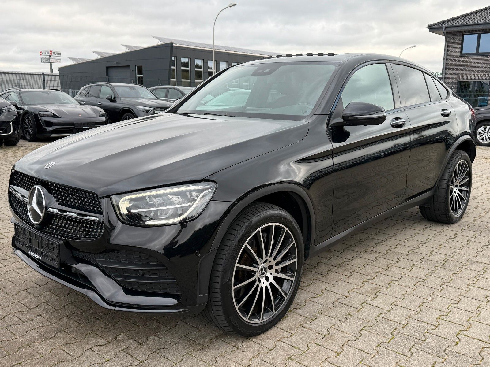 Mercedes-Benz GLC Coupé 300de AMG Line Panoramadach foto 1